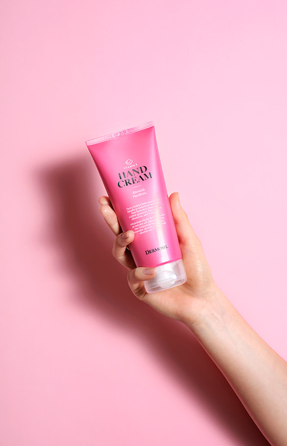 Skyddande och återfuktande handkräm